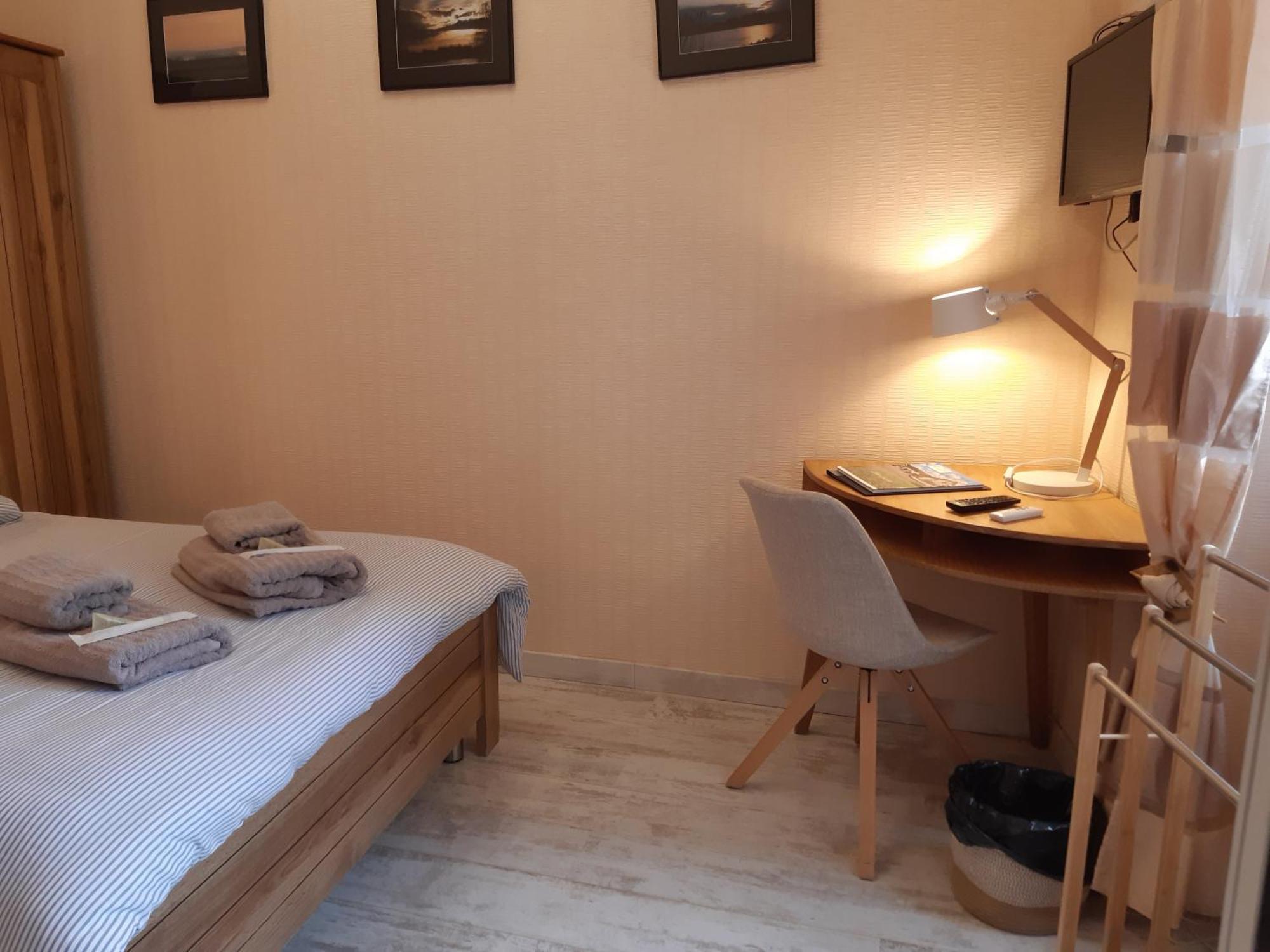 Au Bon Vivant Dampierre-sur-Salon Quarto foto