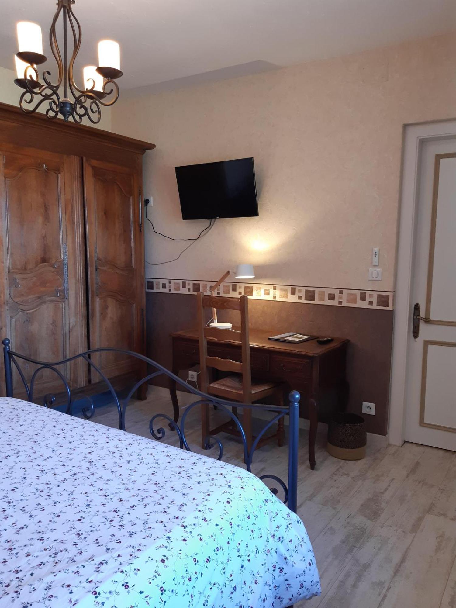 Au Bon Vivant Dampierre-sur-Salon Quarto foto